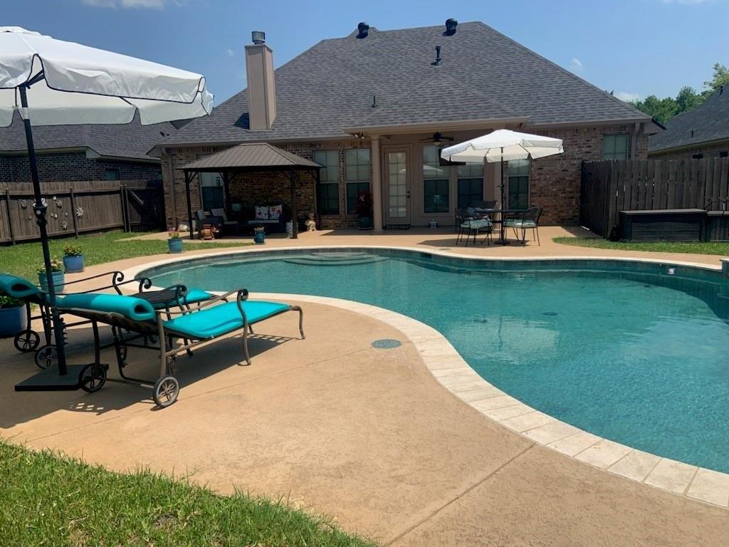 Creole Dr, Bossier City, LA 71111