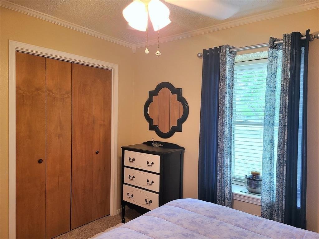 Adams Ln S, Azle, TX 76020