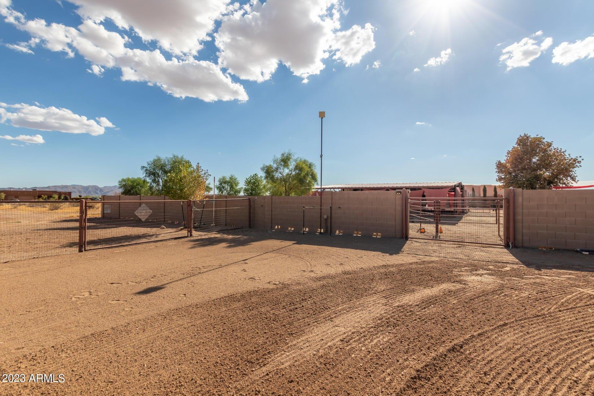 W Mazatzal Dr, Wittmann, AZ 85361