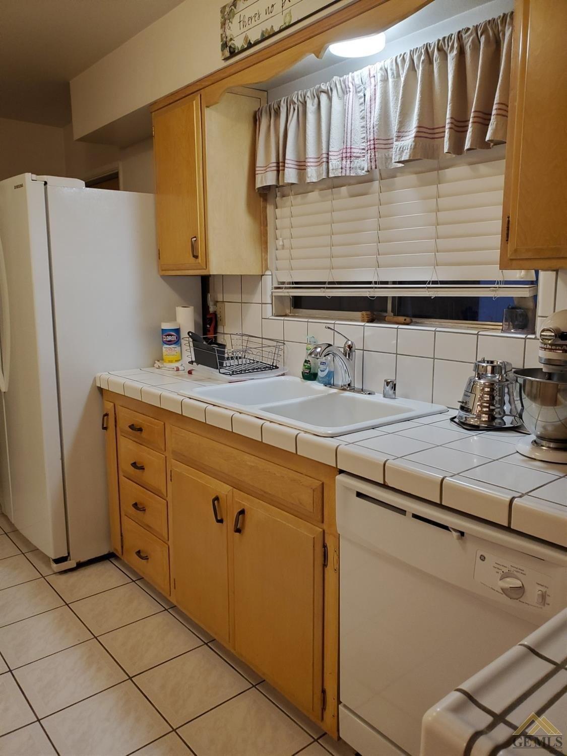 Burke Way, Bakersfield, CA 93309