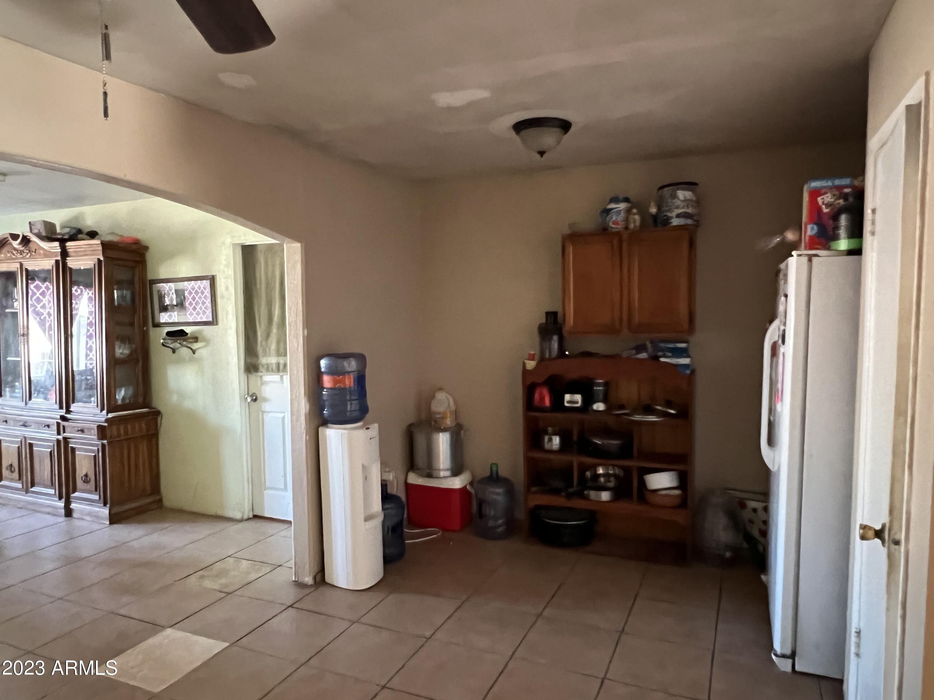 S 25th St, Phoenix, AZ 85042