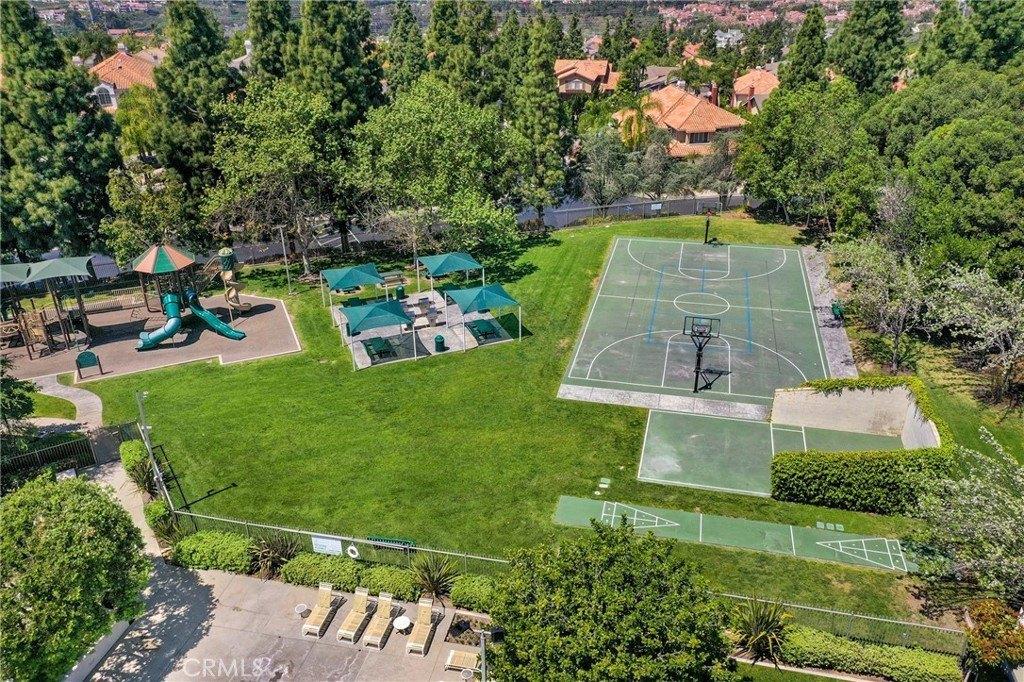 Hedgerow, Mission Viejo, CA 92692