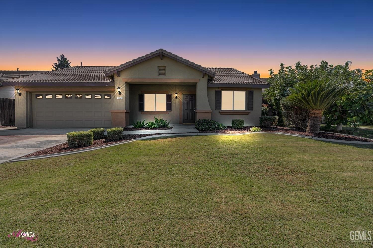 Seven Hills Dr, Bakersfield, CA 93312