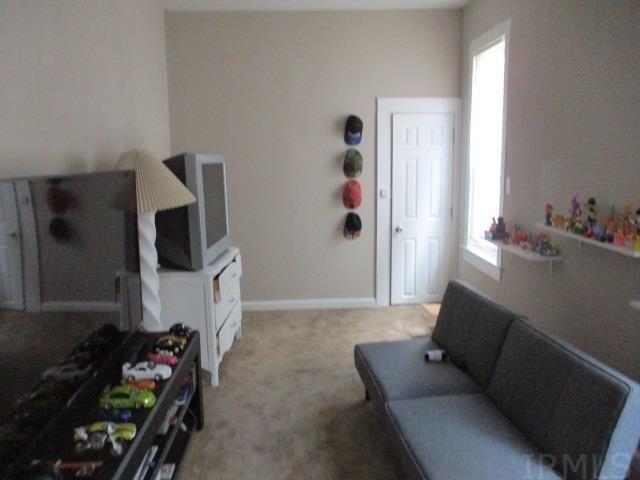 E Taber St, Fort Wayne, IN 46803