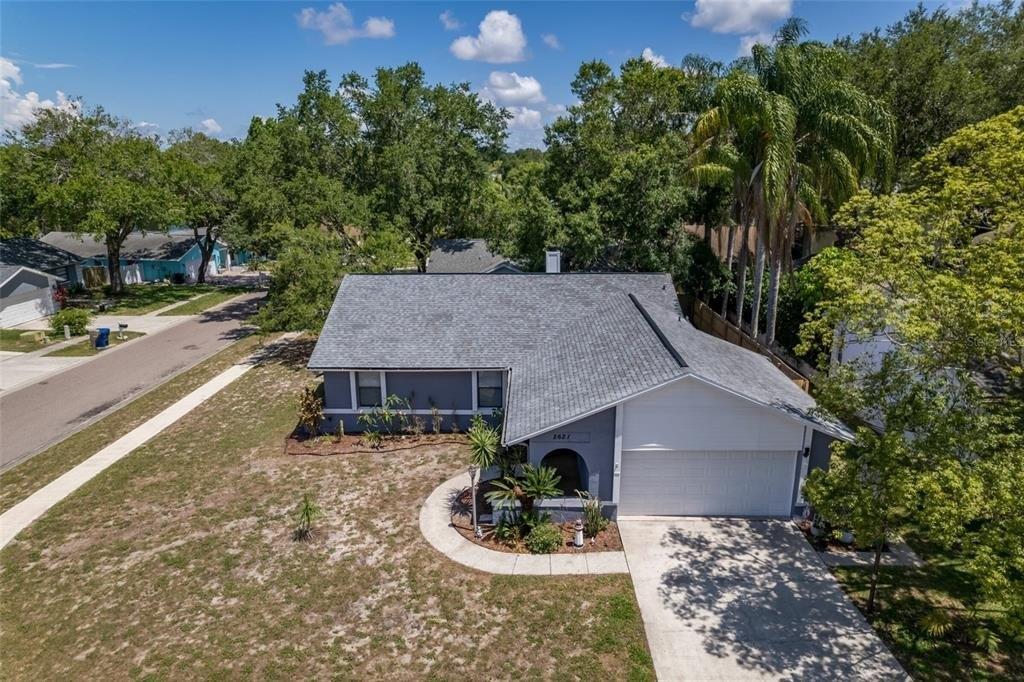 Sunnyside Cir, Palm Harbor, FL 34684
