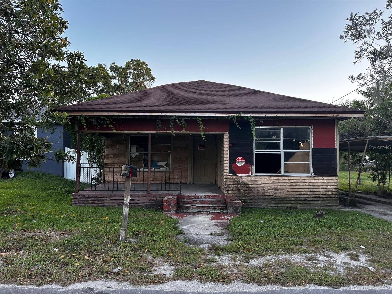 W Warren St, Plant City, FL 33563