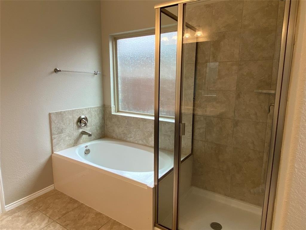 Rosemount Ln, Forney, TX 75126
