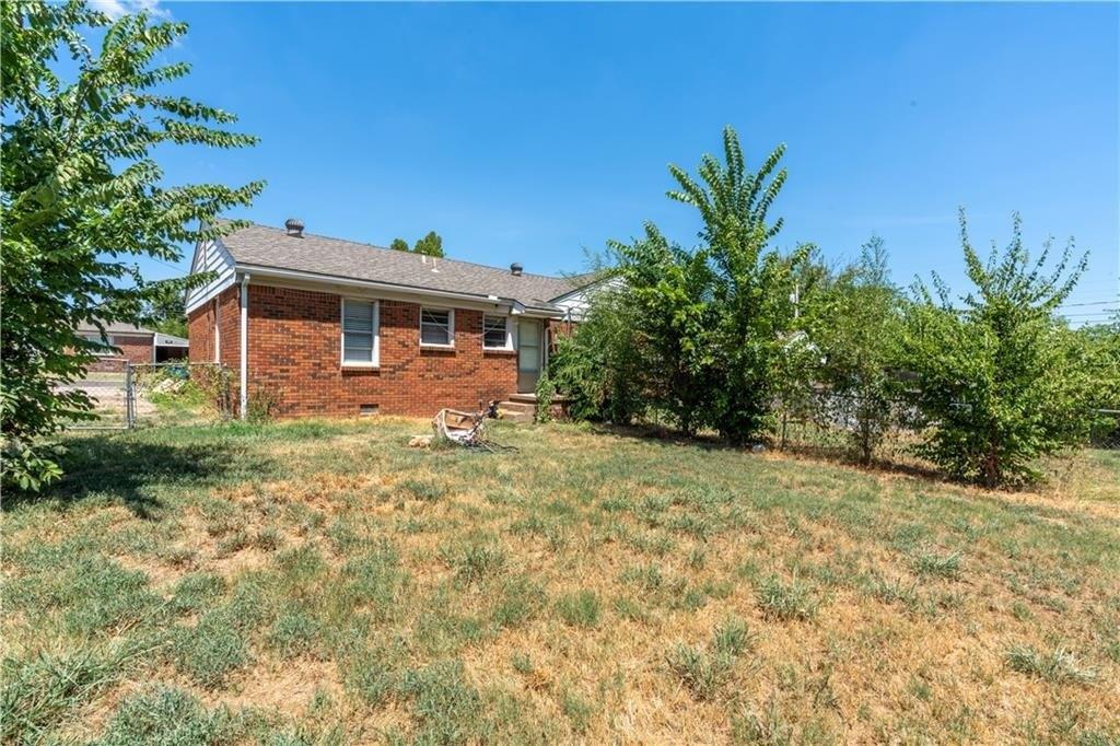 Babb Dr, Midwest City, OK 73110