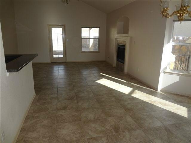 Aaron St, El Paso, TX 79924