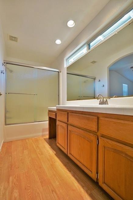 Scotland St, Lemoore, CA 93245