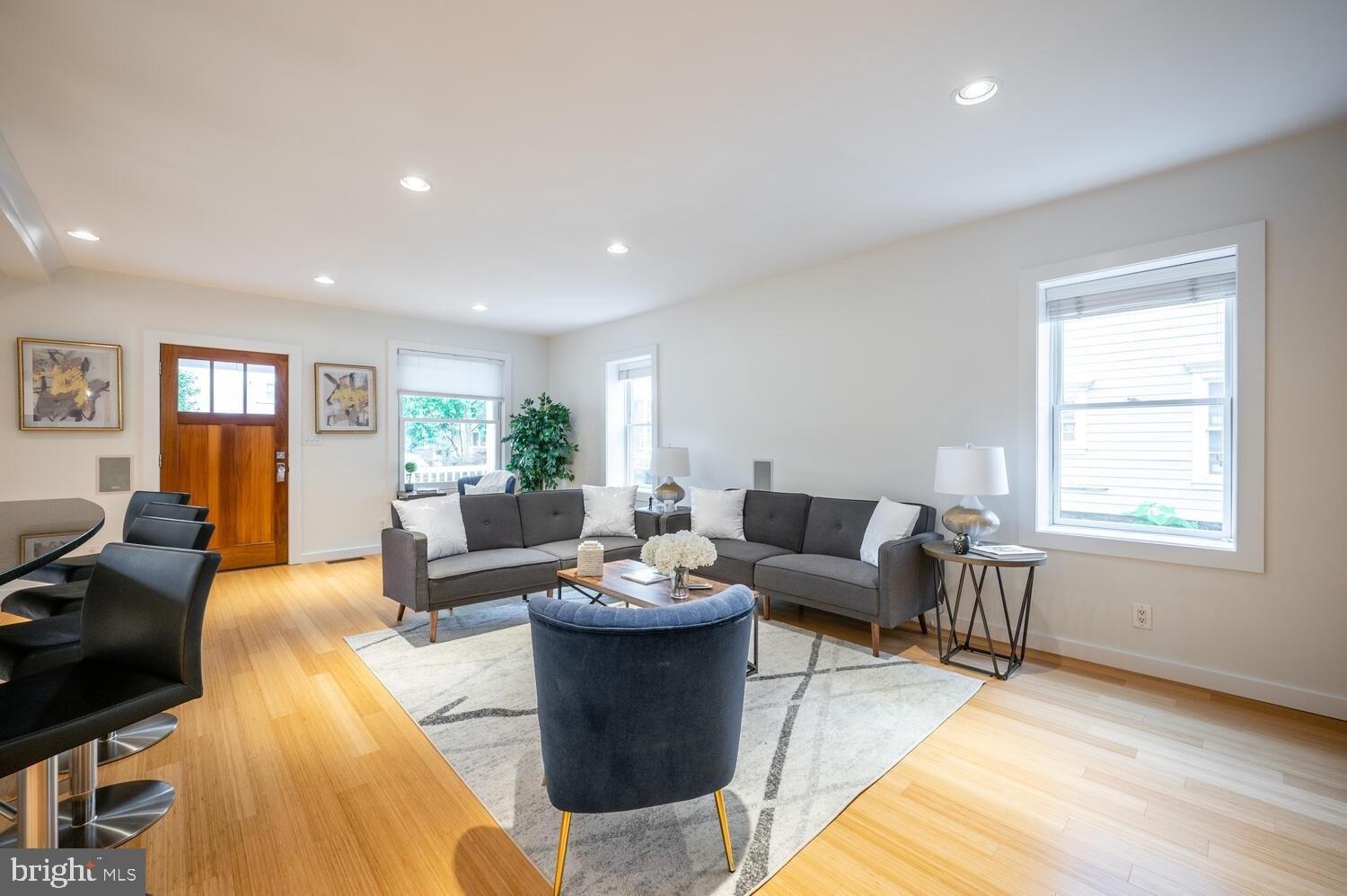 N Jefferson St, Arlington, VA 22205