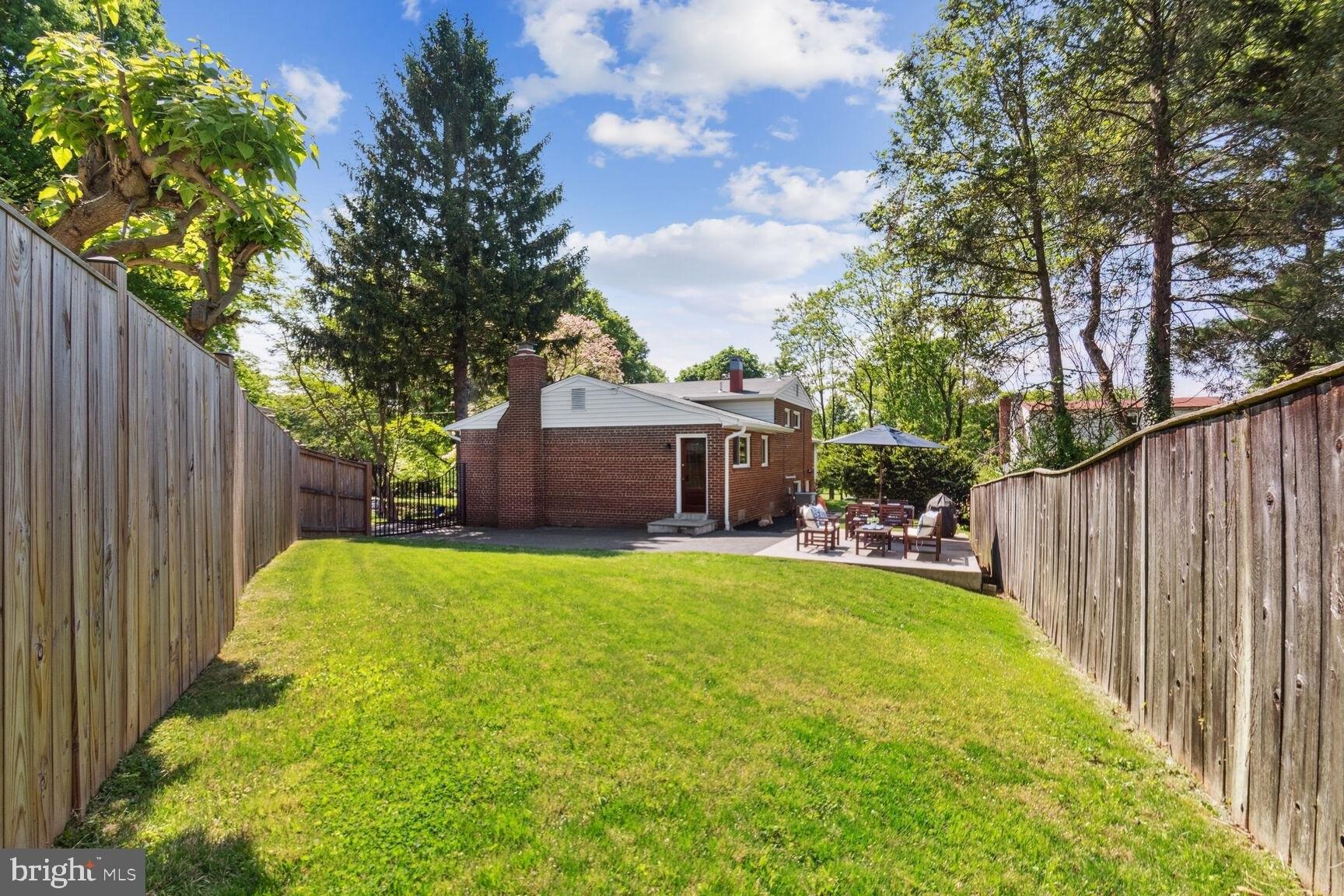 Plyers Mill Ct, Kensington, MD 20895