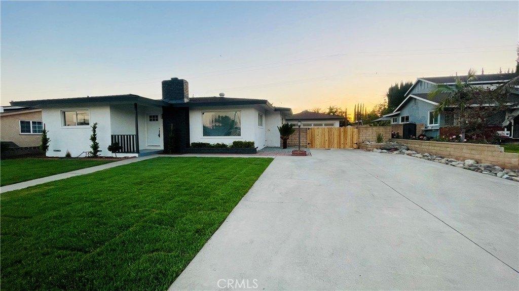 Vernon Ave, Montclair, CA 91763
