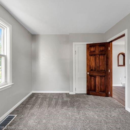 Longford Ave, Elyria, OH 44035