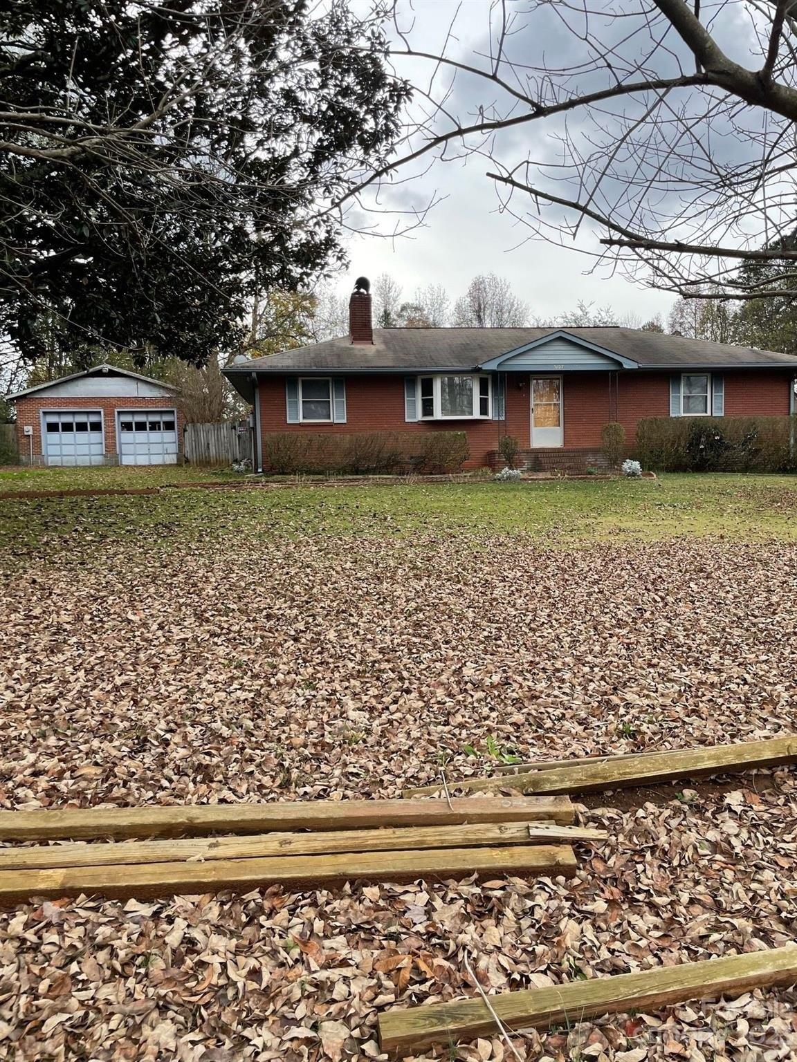 Garrison Dr, Charlotte, NC 28269