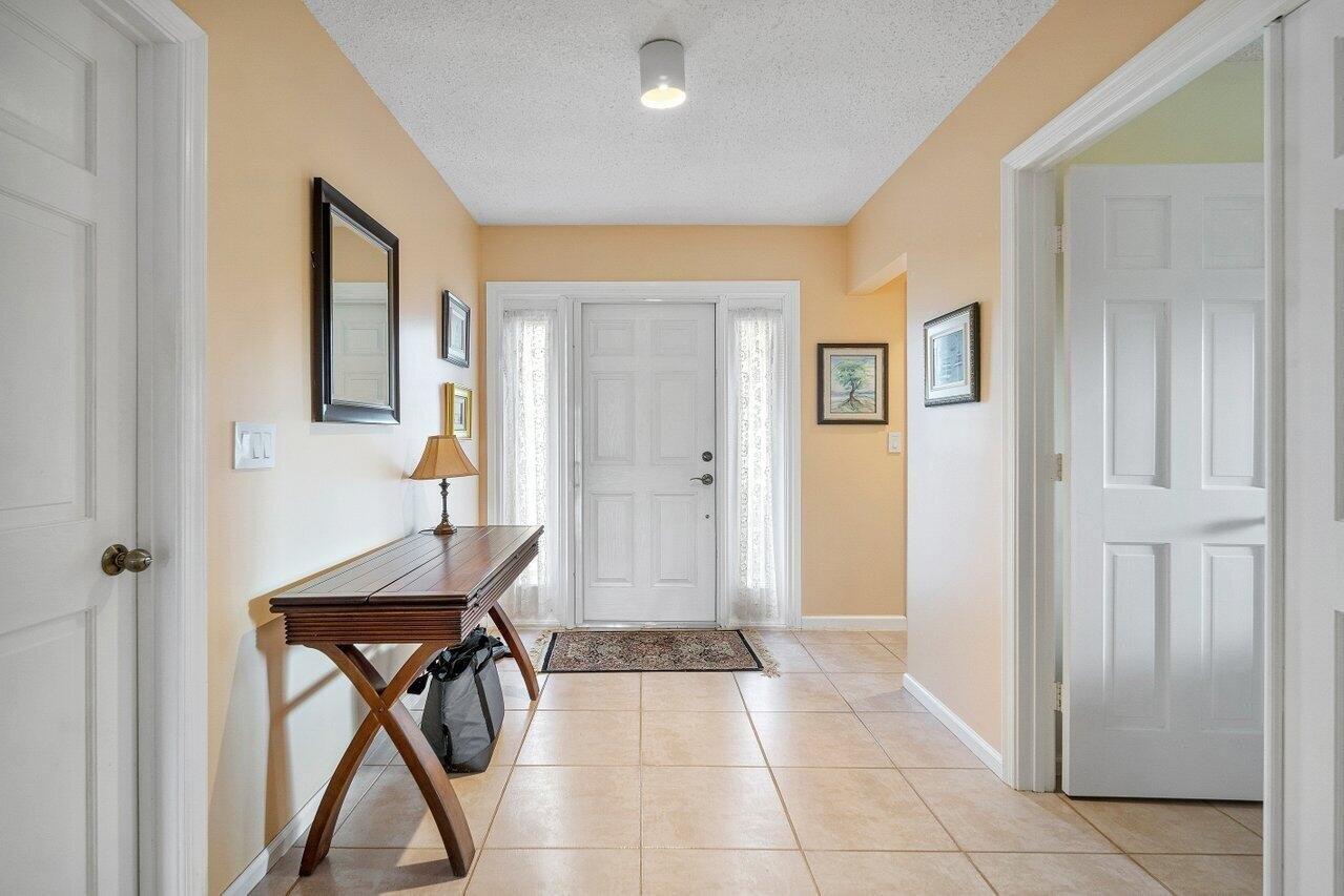 Rima Cir, Boca Raton, FL 33434