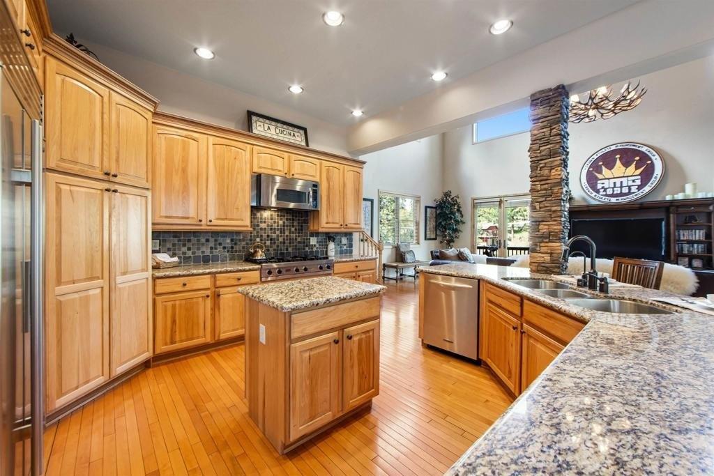Wolf Creek Ct, Big Bear Lake, CA 92315
