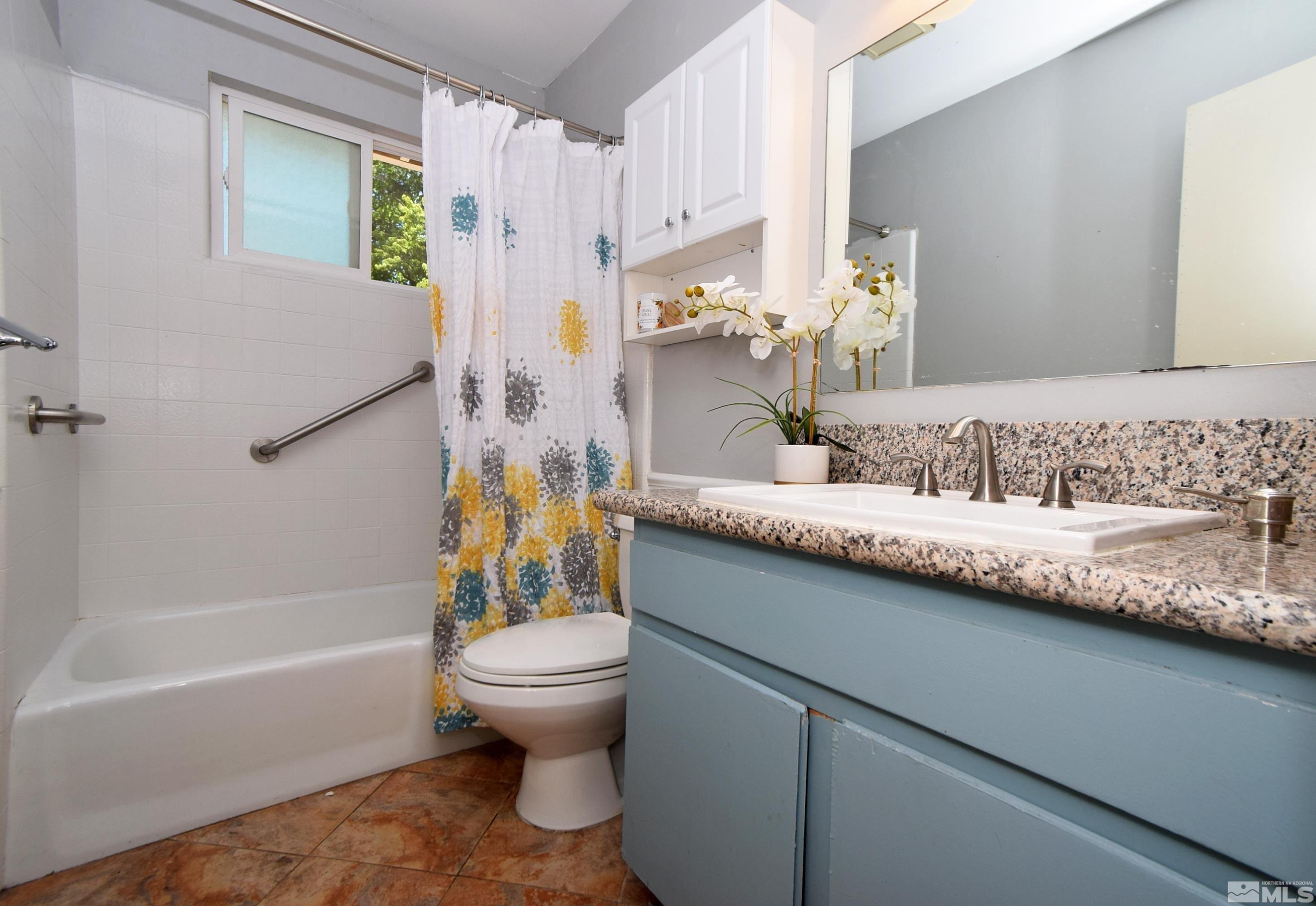 Shamrock Ln, Reno, NV 89509