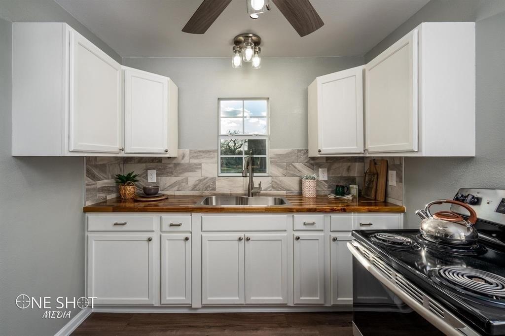 Sunset Dr, Abilene, TX 79605