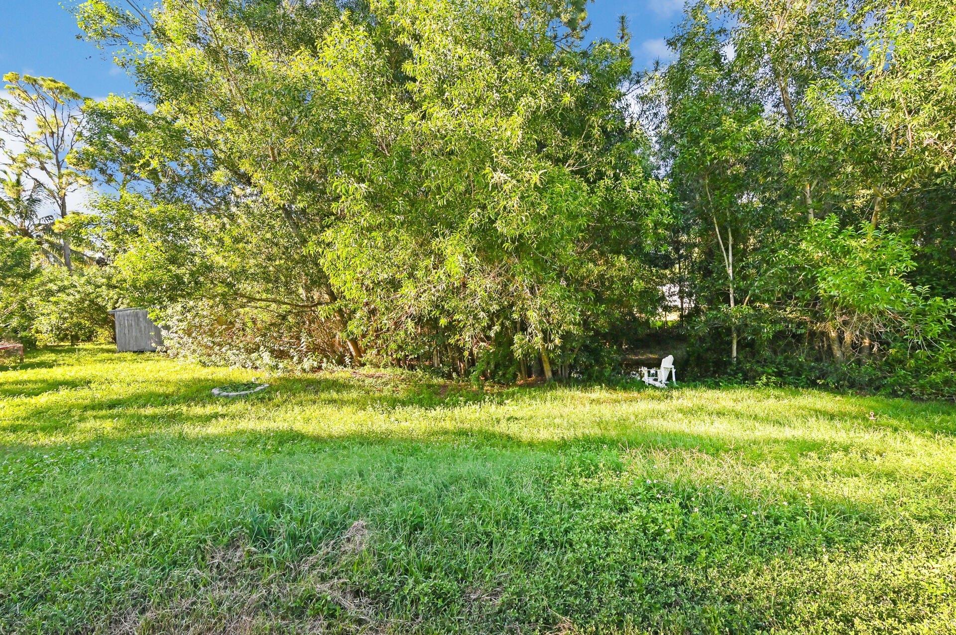 E Secretariat Dr, Loxahatchee, FL 33470