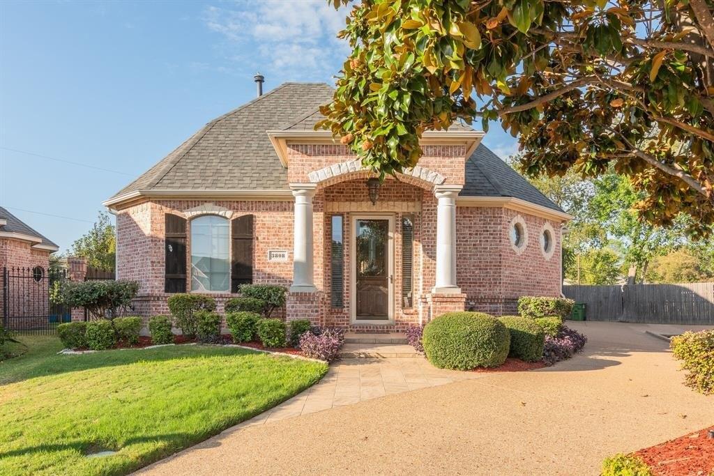 Park Flower Ct, Arlington, TX 76017