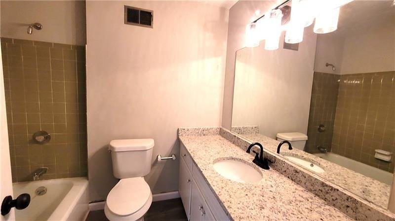 Wellington Hills Dr, Snellville, GA 30039