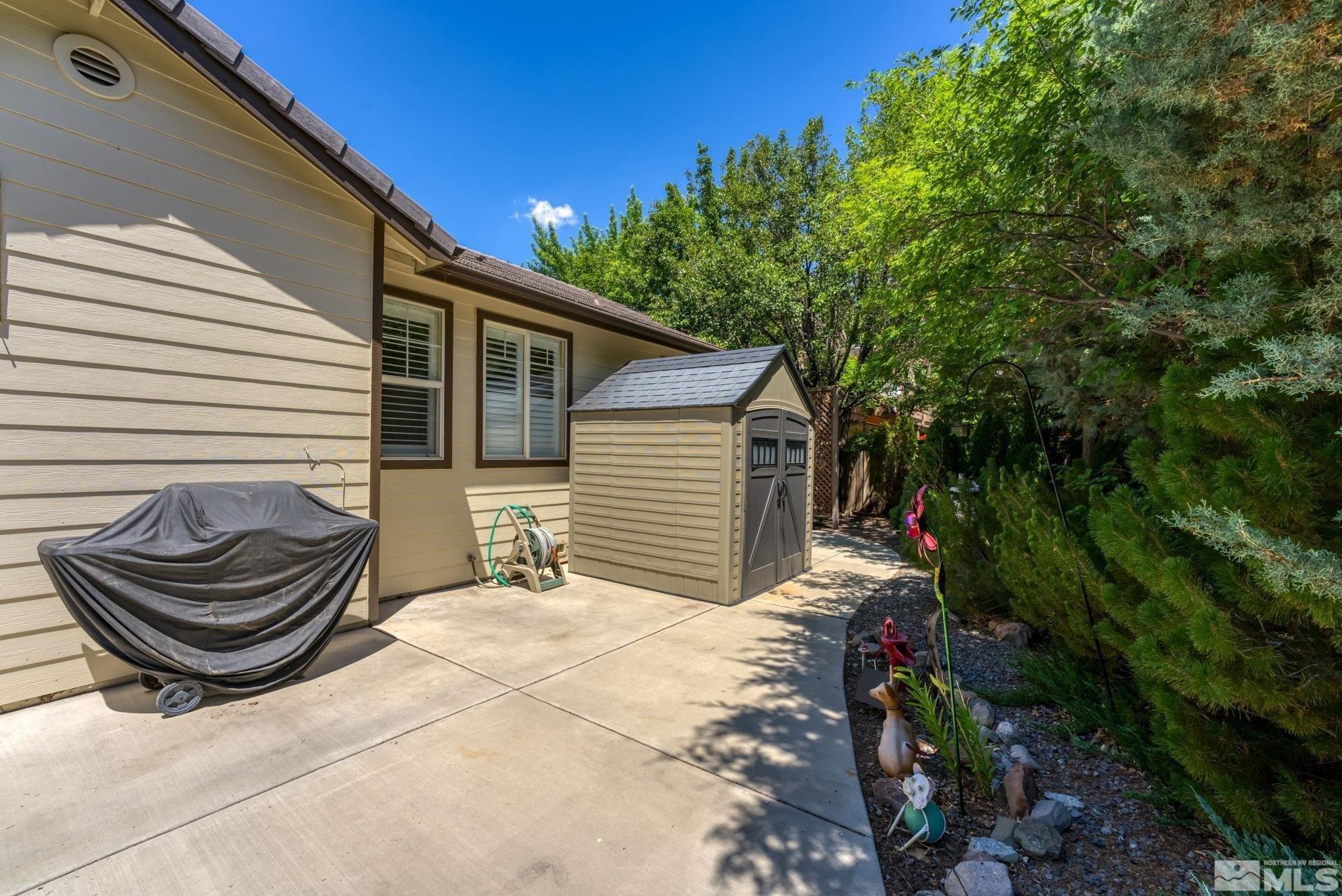 Cinnamon Dr, Sparks, NV 89436