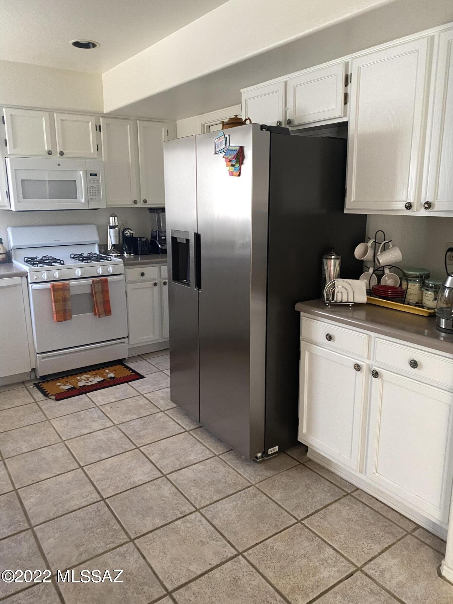 N Spring Creek Dr, Tucson, AZ 85742