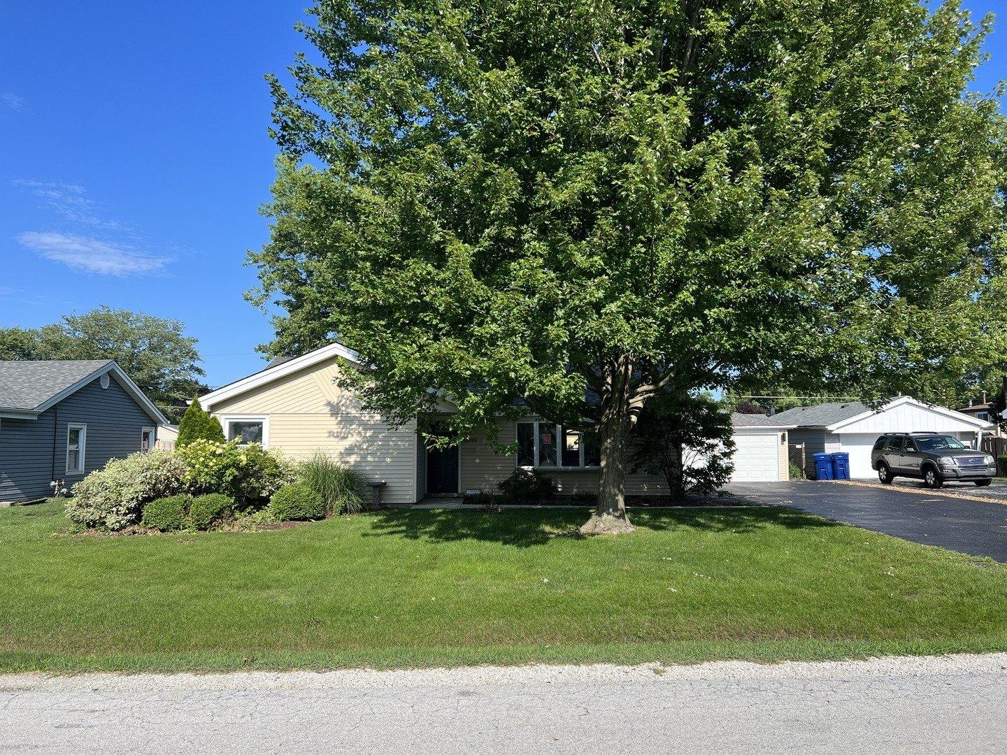 S Nagle Ave, Worth, IL 60482