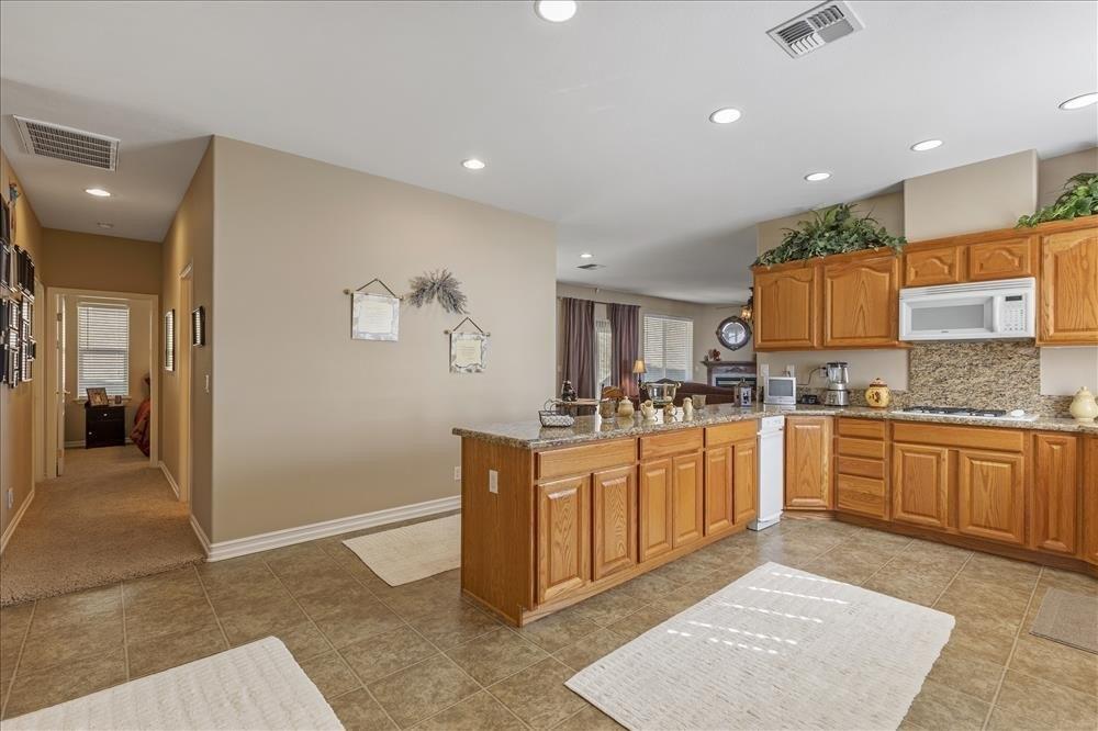 El Camino Dr, Tehachapi, CA 93561