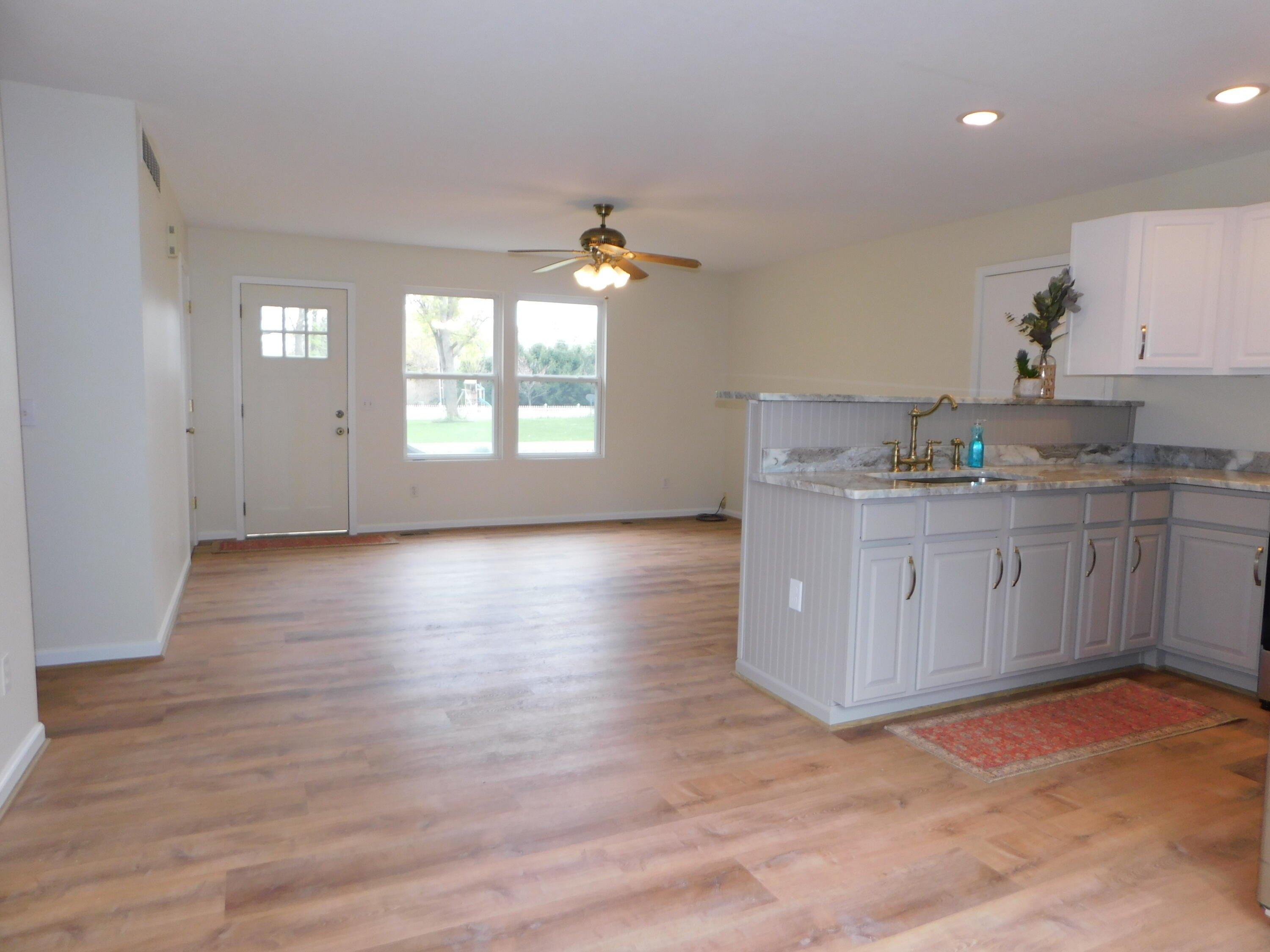 Park Ln, Dowagiac, MI 49047