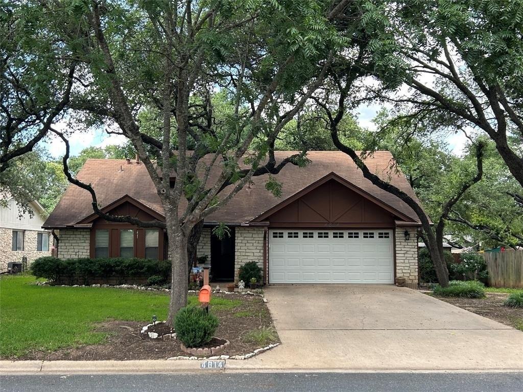 White Elm Dr, Austin, TX 78749
