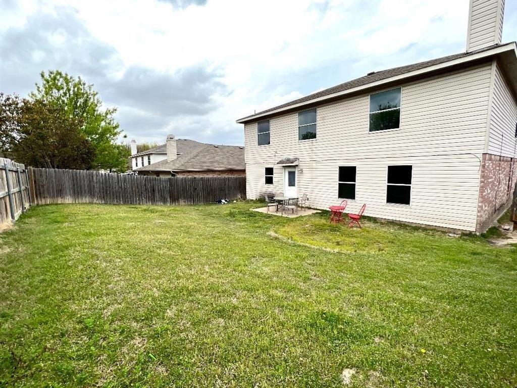 Lake Meadow Dr, Mckinney, TX 75071