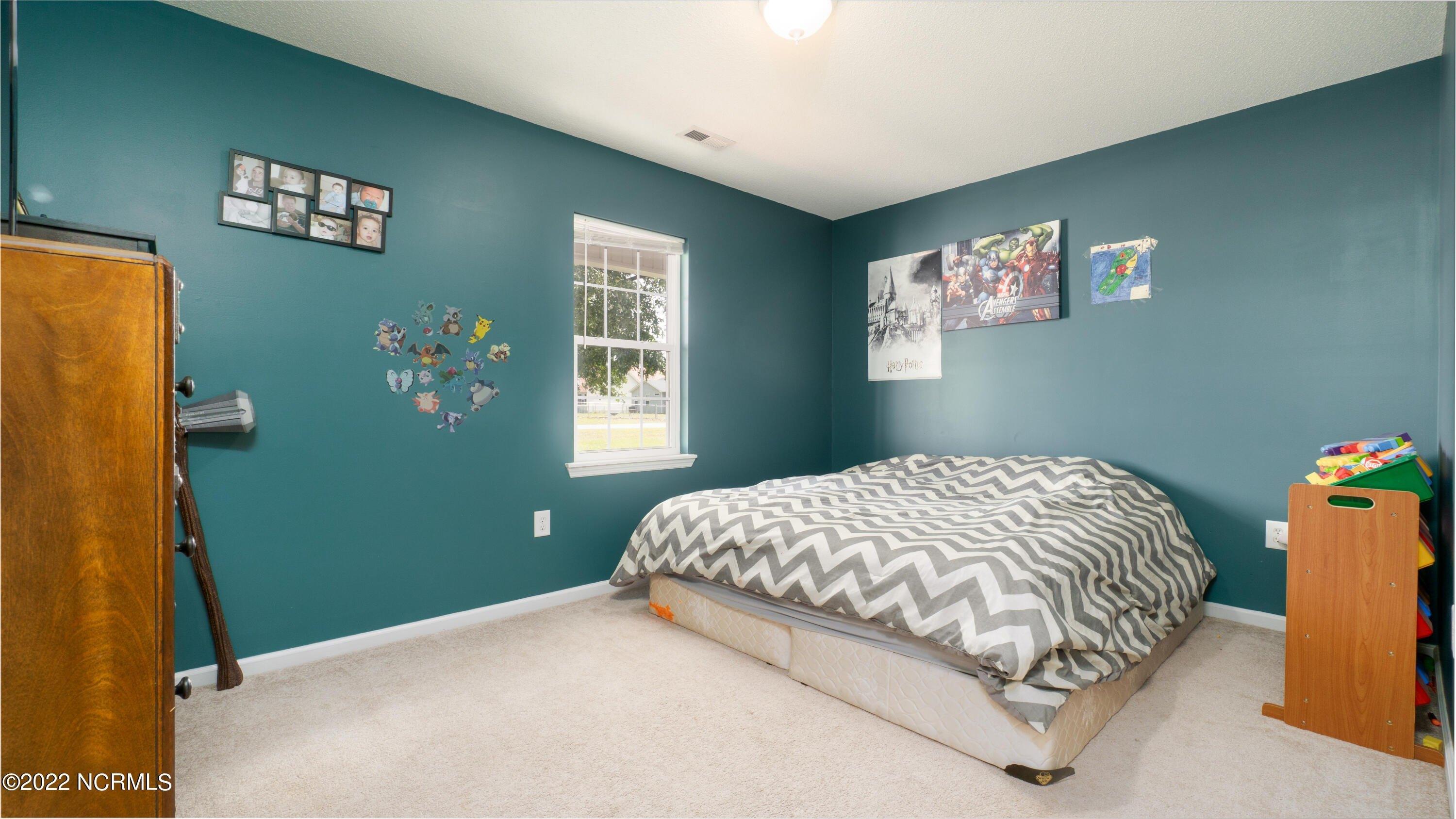 Wheaton Dr, Richlands, NC 28574