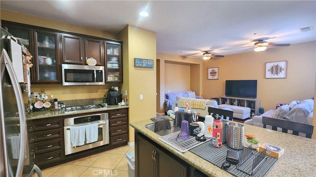 Flora Ln, Chino, CA 91708