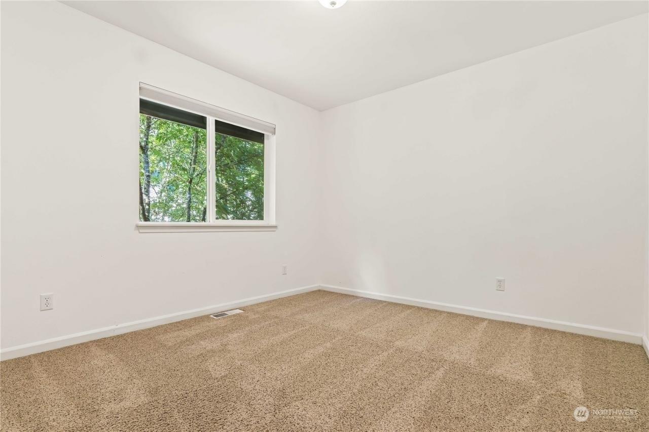 44th Street Ct Nw, Gig Harbor, WA 98335