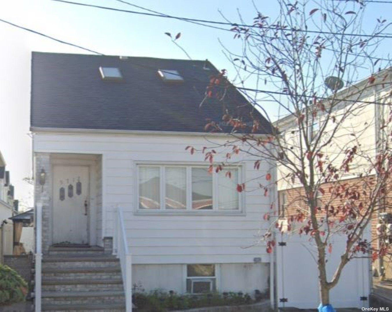 159th Ave, Howard Beach, NY 11414