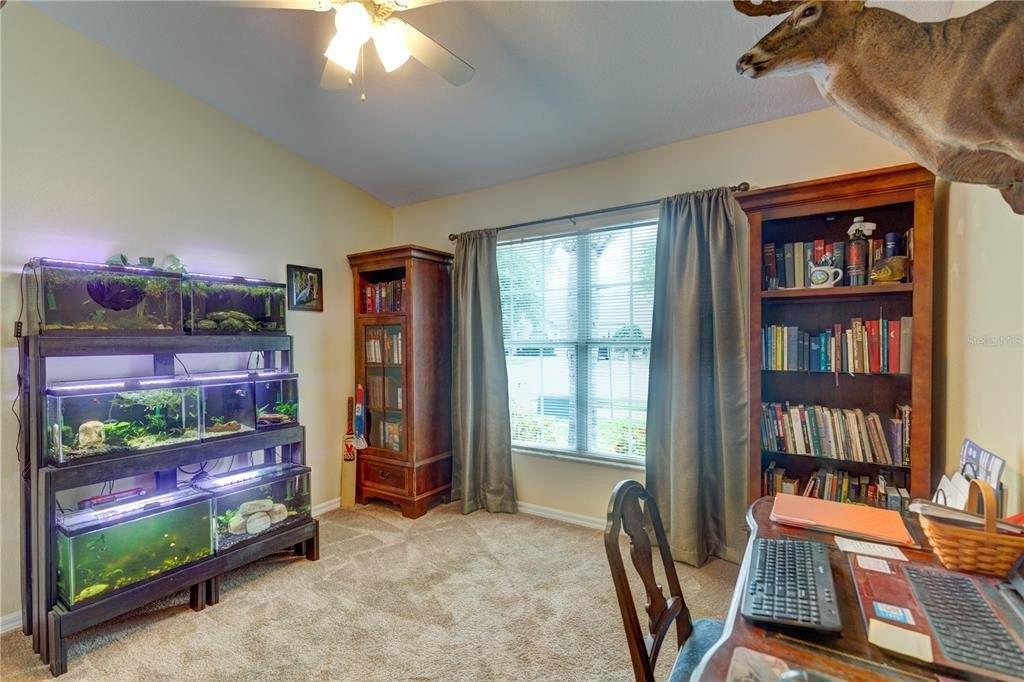 Colonial Lake Dr, Riverview, FL 33578