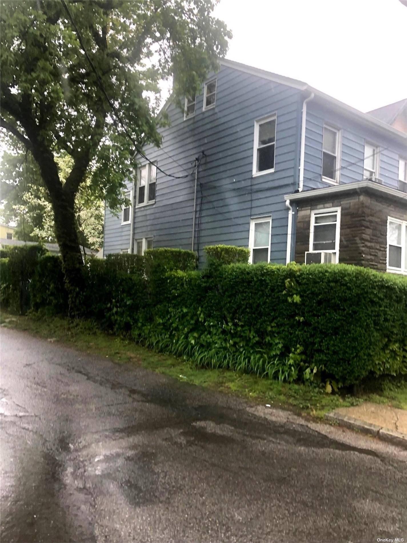 S 9th Ave, Mount Vernon, NY 10550