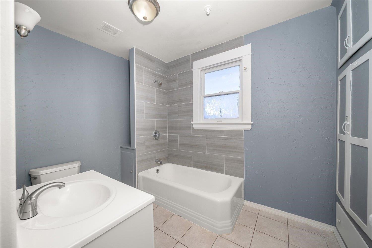 W Boone Ave, Spokane, WA 99201