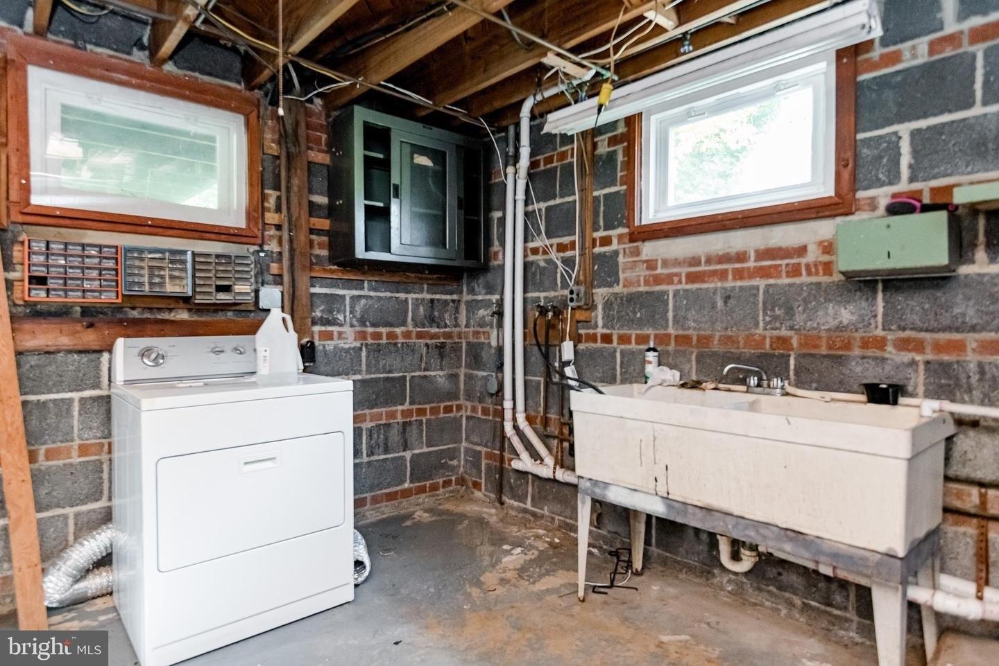 Pine View Ln, Clinton, MD 20735