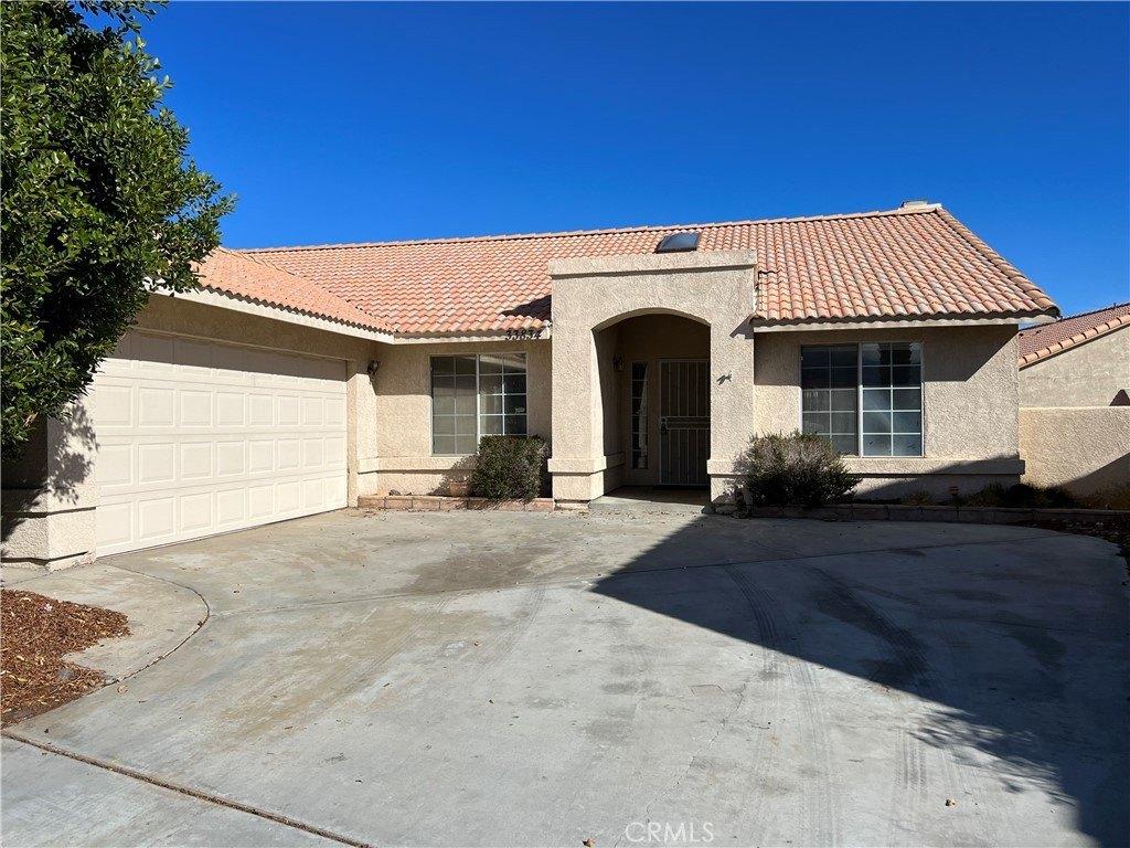 Palm Lake Cir, Thousand Palms, CA 92276