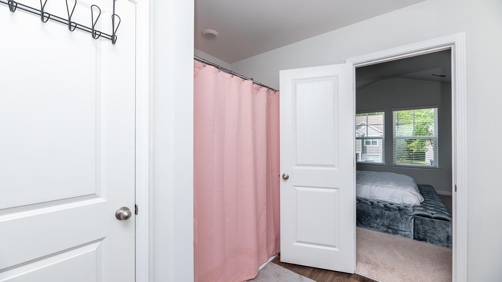 Palm View Cir, North Charleston, SC 29418