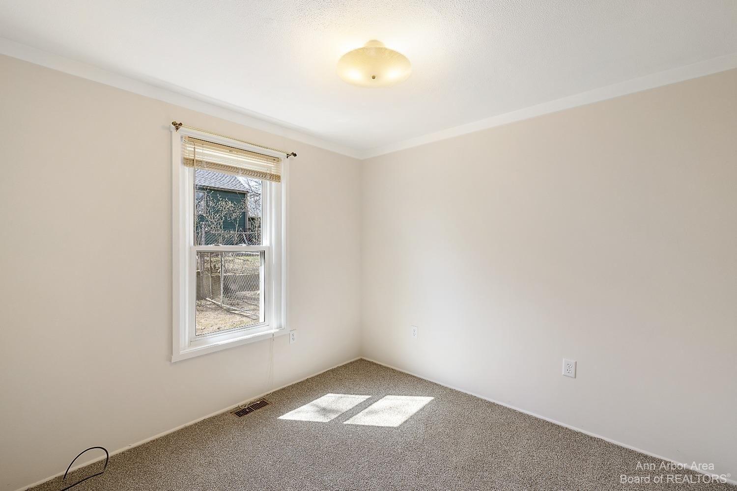 Burton Ave, Ann Arbor, MI 48103