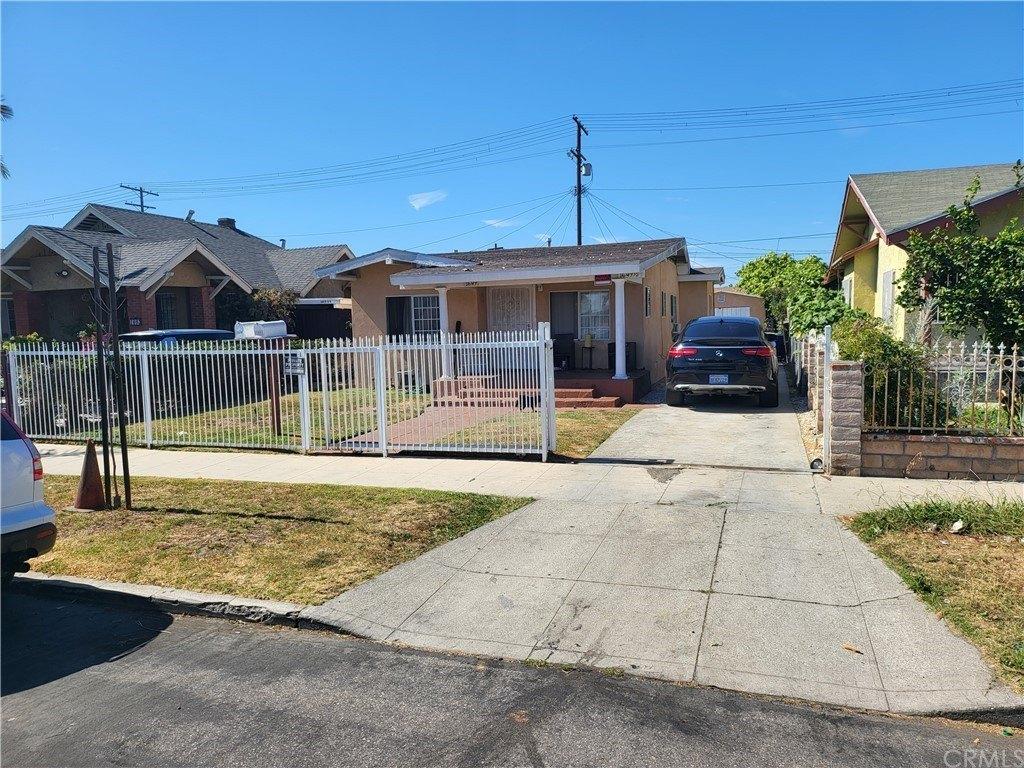 W 56th St, Los Angeles, CA 90062