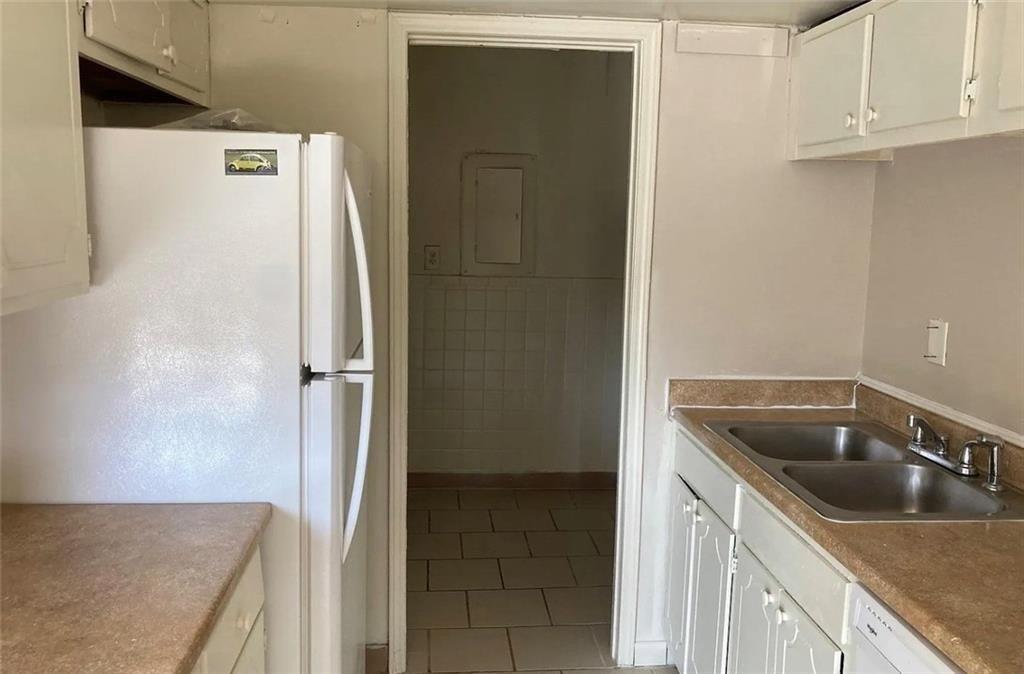 Strawberry Ln, Decatur, GA 30034