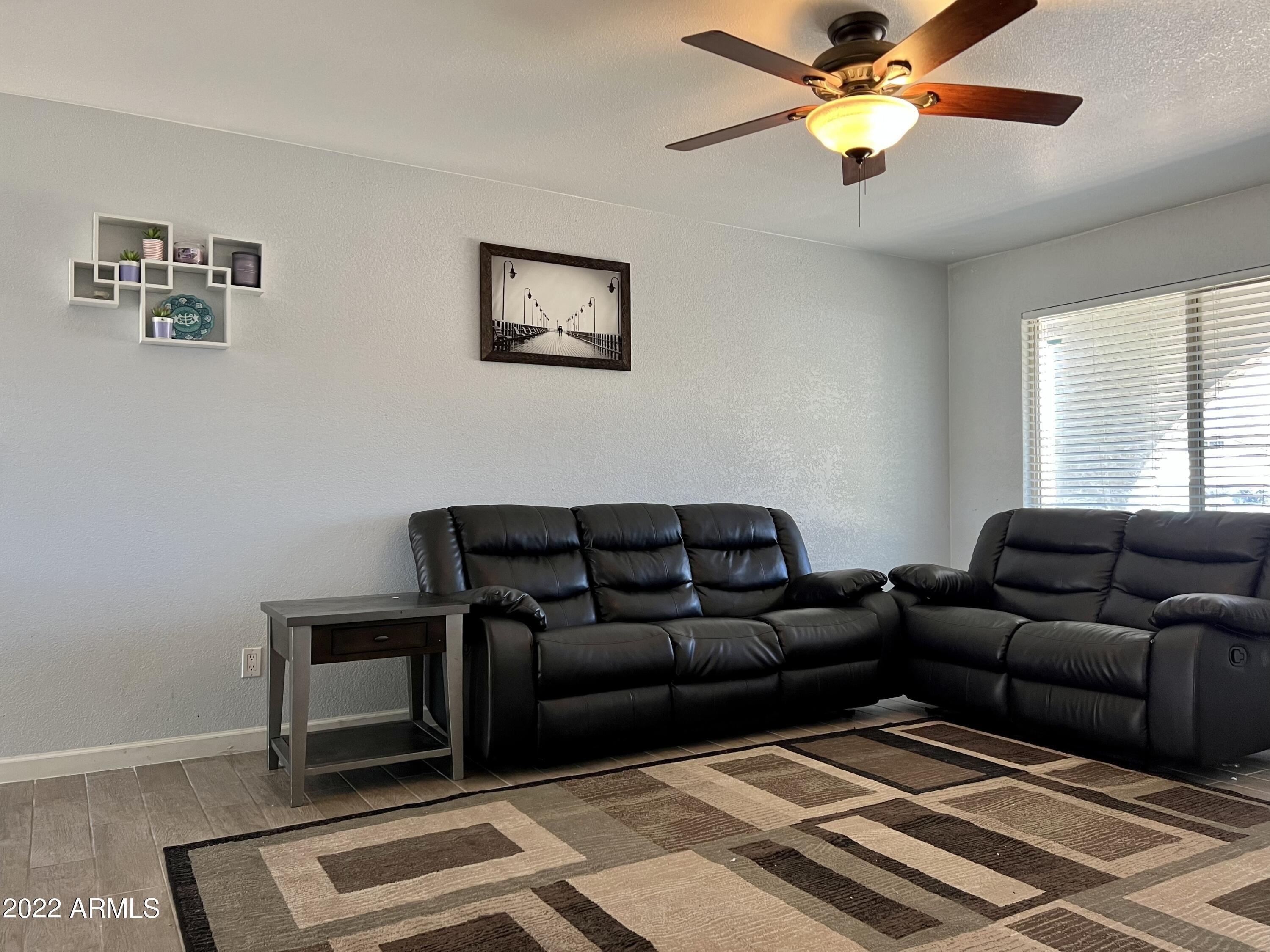 E Villa Rita Dr, Phoenix, AZ 85032