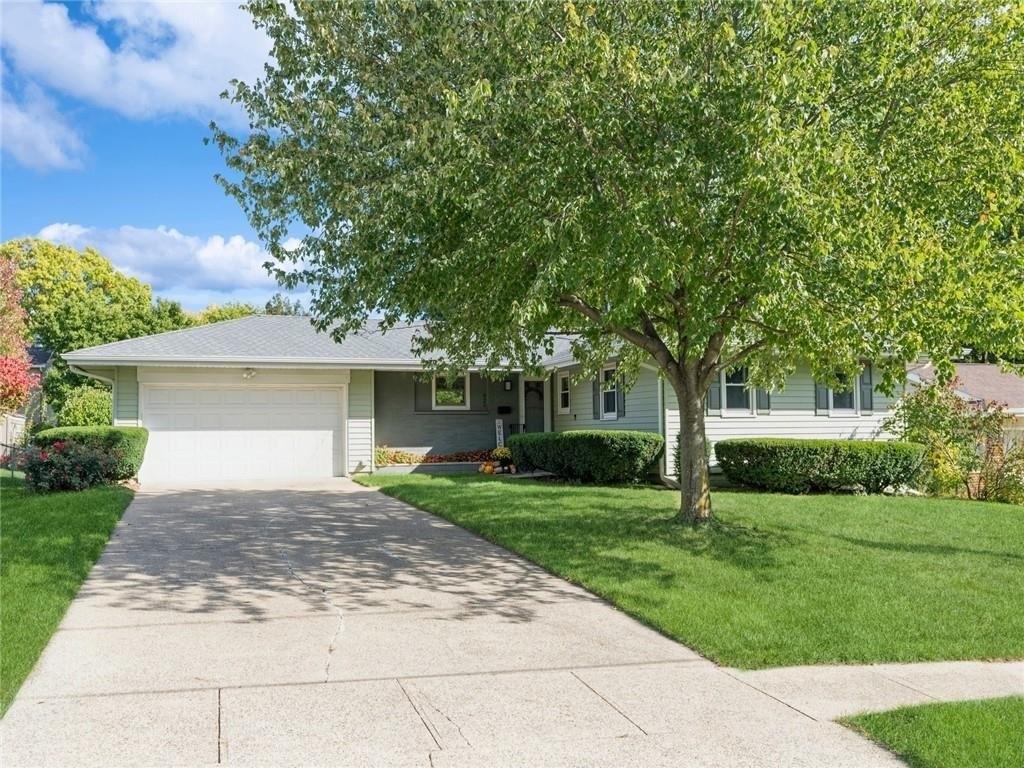 30th St, West Des Moines, IA 50265