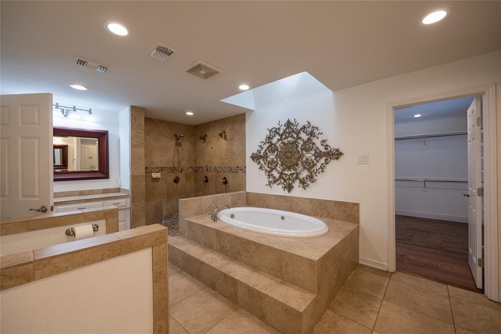 Tophill Cir, Dallas, TX 75248
