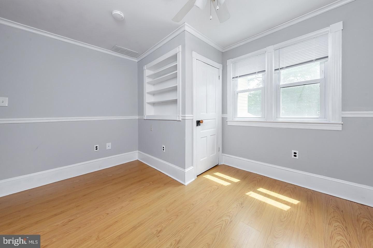 Kingston Ave, Barrington, NJ 08007